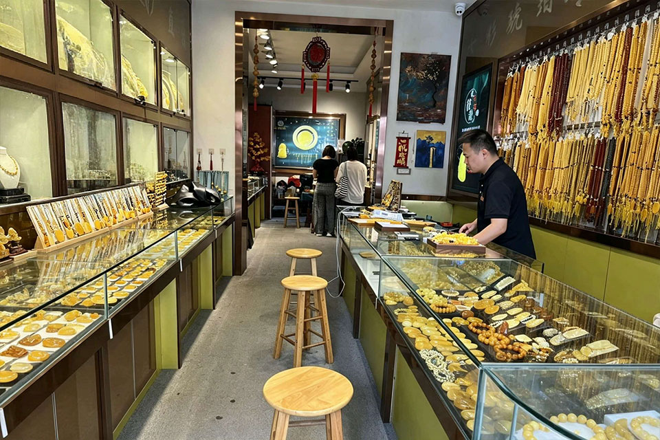 盈石纪文玩见面会
